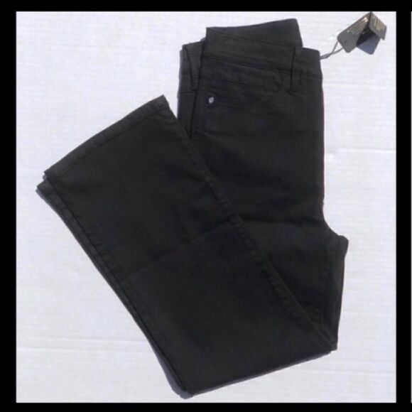 BEBE BLACK CLEAN SUPER HIGH RISE CROP JEAN 27 - Picture 4 of 6